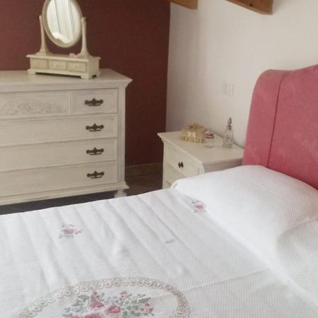 Il Cielo In Una Stanza Hotel จูเลียโนวา ภายนอก รูปภาพ